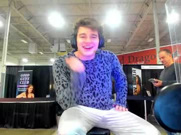 webcam man thejohnnystone live cam image #901795