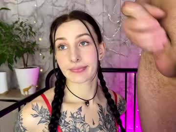 webcam couple bethanie_derek live cam image #11972904