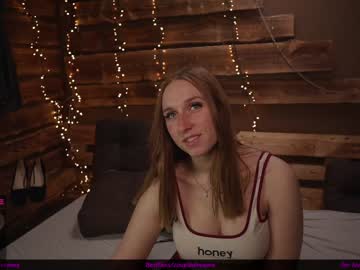 webcam girl coupledreamx live cam image #2737477
