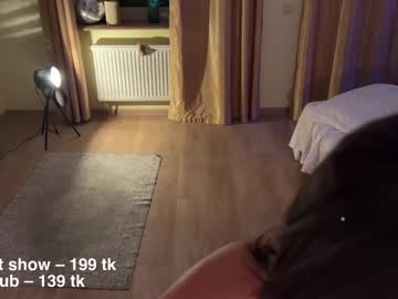 webcam girl helensheaven live cam image #10833676