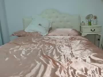 webcam girl itschanelxx live cam image #12659500