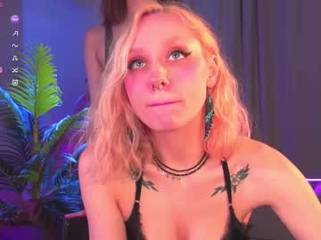 webcam girl nikkisilk live cam image #12308568