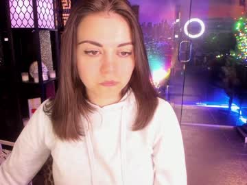 webcam girl alma_pearl live cam image #2390669
