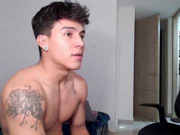 webcam man sebastiancollins live cam image #2084369