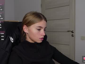 webcam girl abby_laker live cam image #11113297
