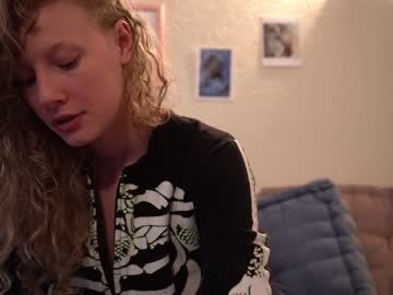 webcam girl sistinehashands live cam image #4059890