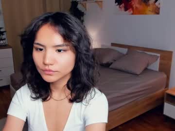 webcam girl blackmoon_light live cam image #10129557