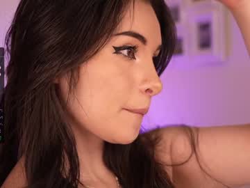 webcam girl lau__1 live cam image #8557836