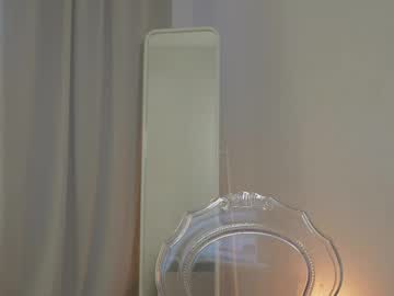 webcam girl silent_chill live cam image #12060783
