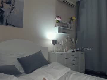 webcam girl cute_caprice live cam image #8938825