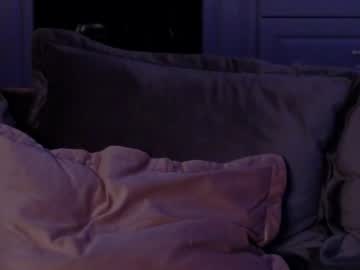 webcam girl owlluree live cam image #10370959