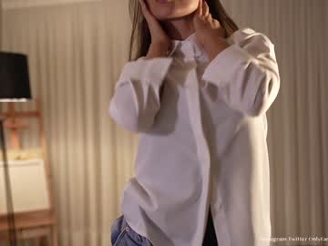 webcam girl tifalock_ live cam image #6714044