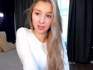 webcam girl milablush live cam image #5756110