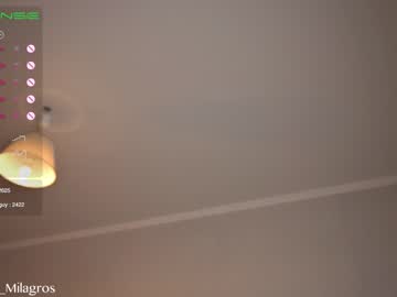 webcam girl mia_milagros live cam image #6361795