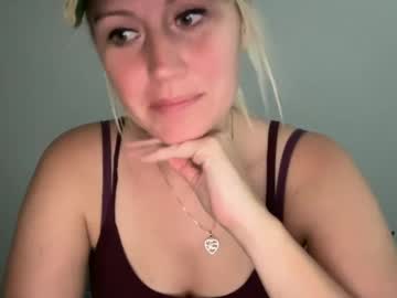webcam girl smexxii93 live cam image #11025217