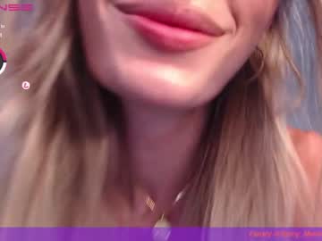webcam tranny spicy_meow live cam image #6709879