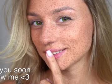 webcam girl artease live cam image #9930175