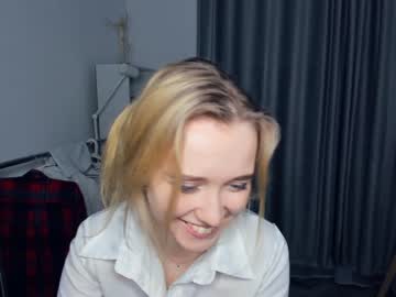 webcam girl fresh_cherries live cam image #7127050