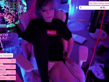webcam girl baoxxxi live cam image #3443779