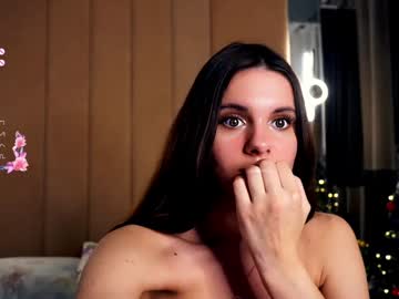 webcam girl lorettadunnell live cam image #11528023