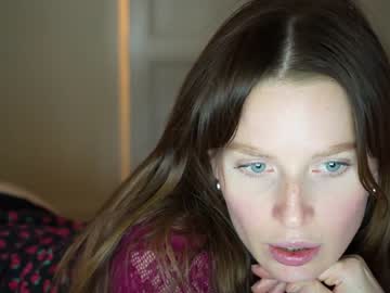 webcam girl ellaa91 live cam image #3972072