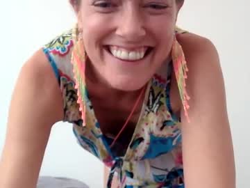 webcam girl itsallaboutenergy___ live cam image #777087