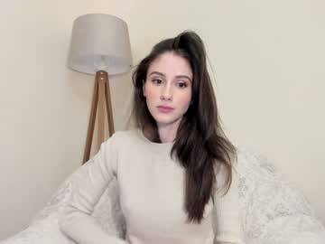 webcam girl snowww_white live cam image #4878728