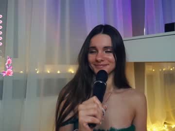 webcam girl lorettadunnell live cam image #11599246