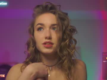 webcam girl _taylor_swift live cam image #5608023