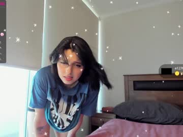 webcam girl yourfreakygirl live cam image #4873120