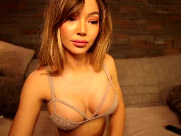 webcam girl fantasystudiox live cam image #5419127