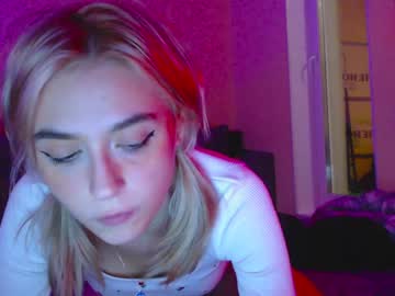 webcam girl holymollylight live cam image #80992
