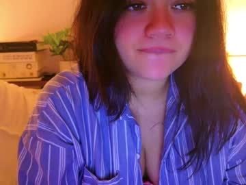 webcam girl annatigarr live cam image #11466241