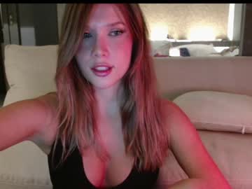 webcam girl bitter_moon live cam image #6826762