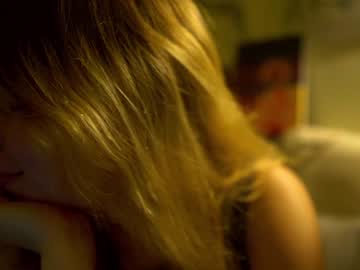 webcam girl crimsonxrapture live cam image #1200708