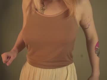 webcam girl anna_breach live cam image #6403414