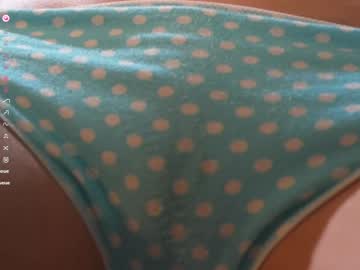 webcam girl lucie_beltran live cam image #12566138