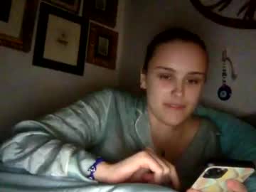 webcam girl brattyslutof live cam image #152522