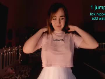 webcam girl hannah_look3r live cam image #2106117
