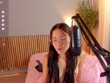 webcam girl little_effy18 live cam image #9543867