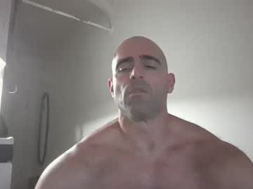 webcam man beermanpig live cam image #7040509