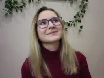 webcam girl evepearce live cam image #7114230
