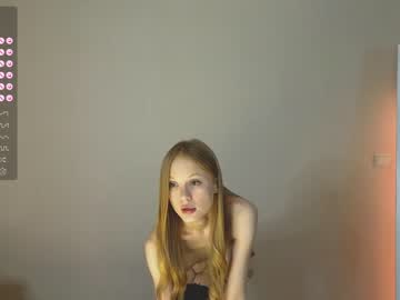 webcam girl cute_shine_babe live cam image #8614095