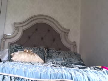 webcam girl littlegreekflower live cam image #8831945