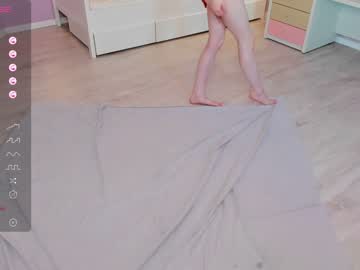 webcam girl gingers_hugs live cam image #7993192