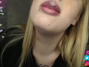 webcam tranny krisi_myrr live cam image #10941672
