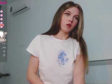 webcam girl small_blondee live cam image #4280794