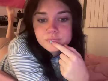 webcam girl queencassidyy live cam image #8705662
