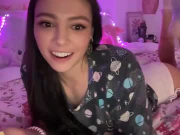 webcam girl keirasworld live cam image #12887870