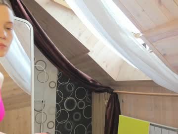 webcam girl xoanetta live cam image #2745543